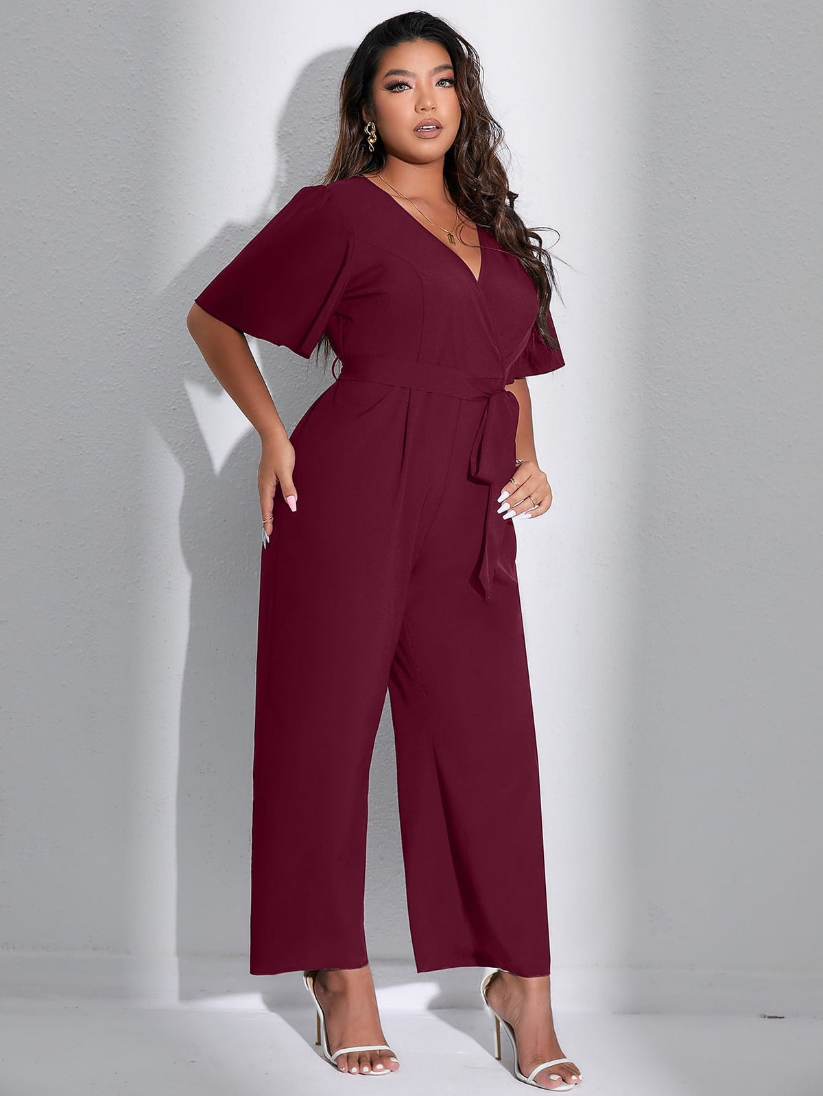 Macacão Feminino Plus Size Liso Elegante-Vittore Modas