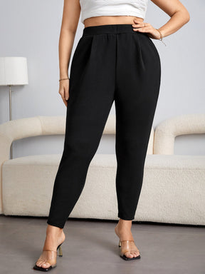 Calça Plus Size Feminina Skinny de Malha com Bolso