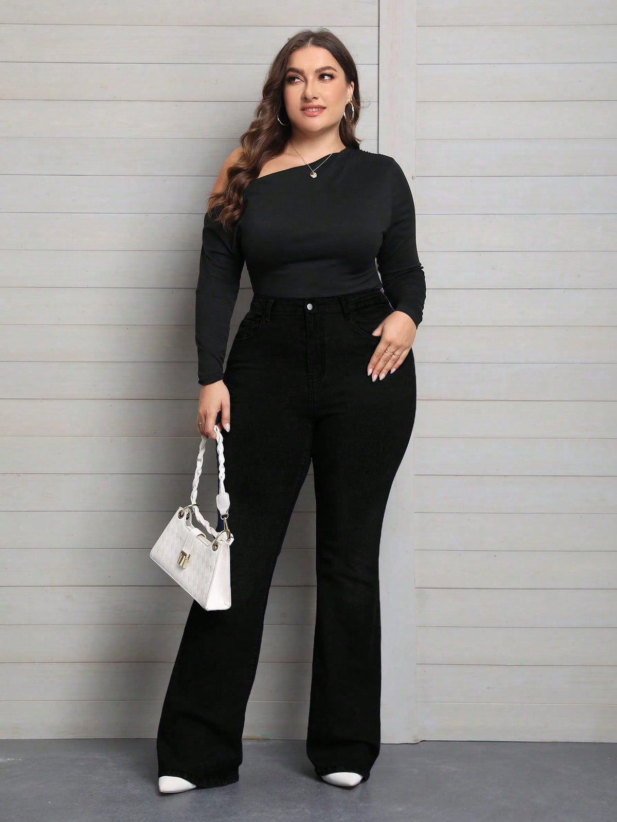 Calça Jeans Flare Feminina Plus Size