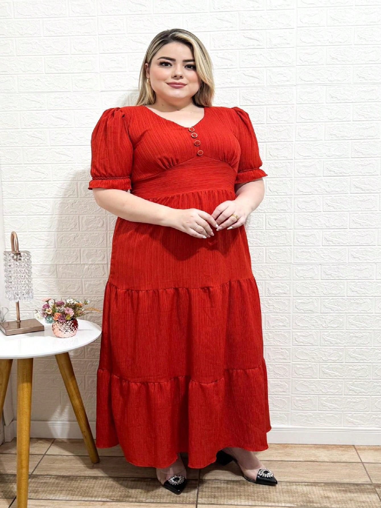 Vestido Plus Size Longo Liso