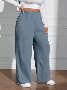 Calça Wide Leg Feminina Plus Size Lisa Soltinha