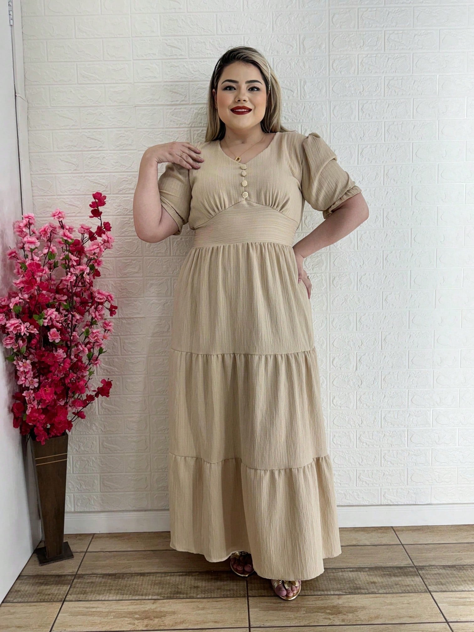 Vestido Plus Size Longo Liso