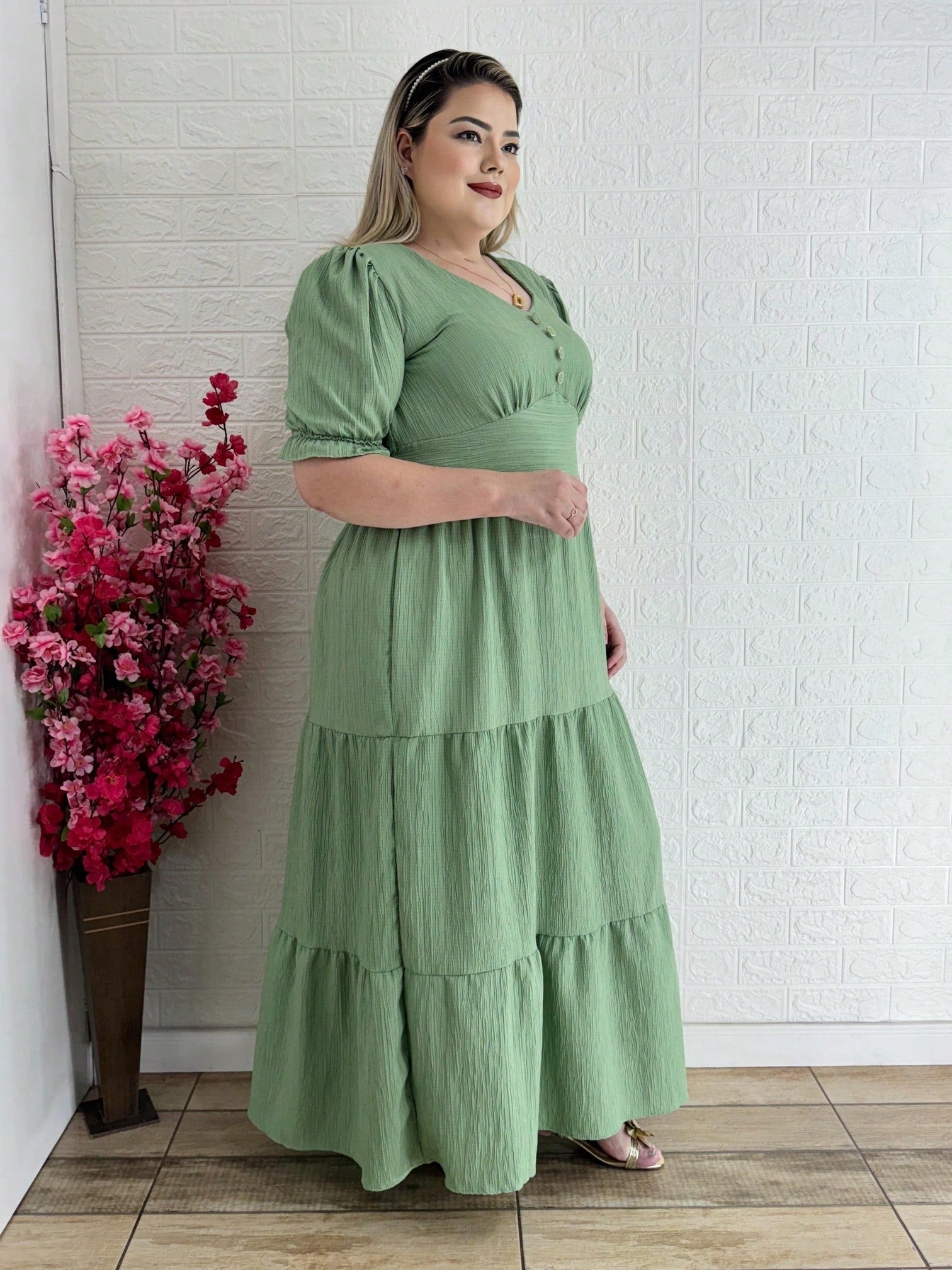 Vestido Plus Size Longo Liso