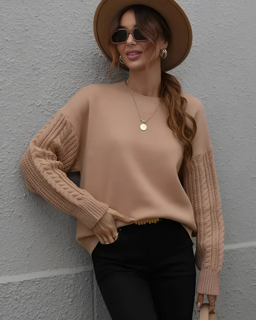 Suéter Feminino Vittore Fiorella com Mangas em Tricot Texturizado e Caimento Solto