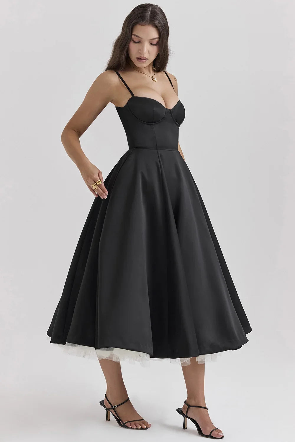 Vestido Feminino Vittore Bruna Midi com Camadas e Alça Fina- Preto Vermelho e Branco