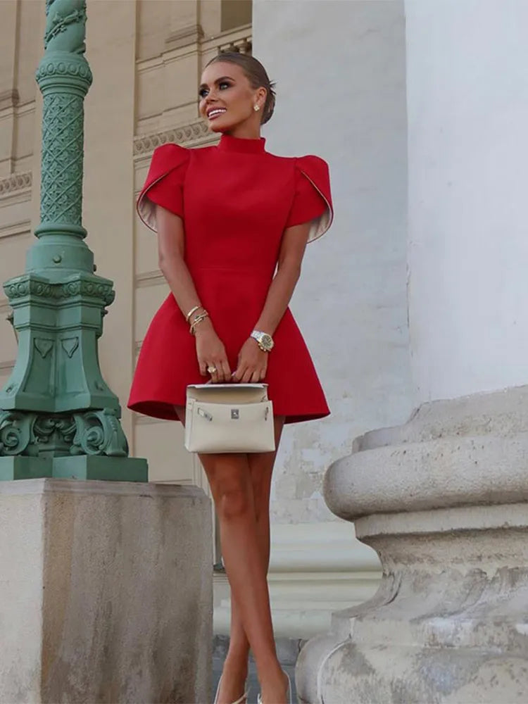 Vestido Feminino Vittore Gaby Vermelho com manga e detalhe em laço nas costas