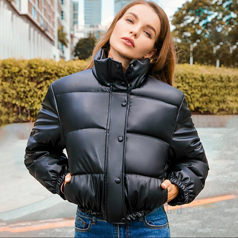 Jaqueta Puffer Feminina em Couro Acolchoada