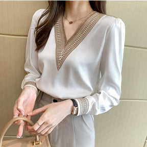 Blusa Decote V com Bordado Perfecta-Vittore Modas