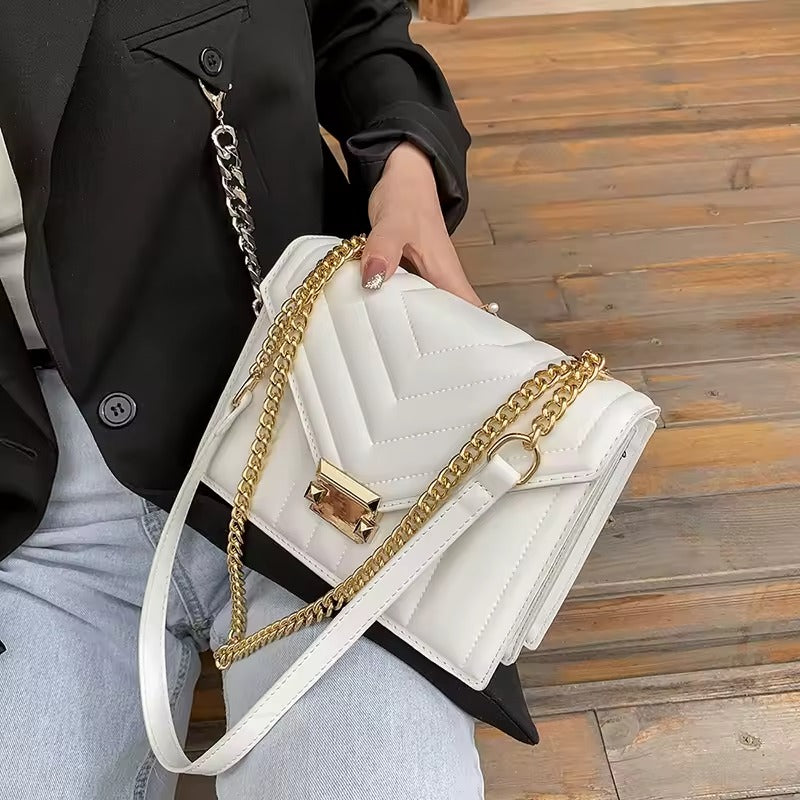 Bolsa Transversal Feminina Vittore Elegance em Couro Sintético com Forro de Poliéster