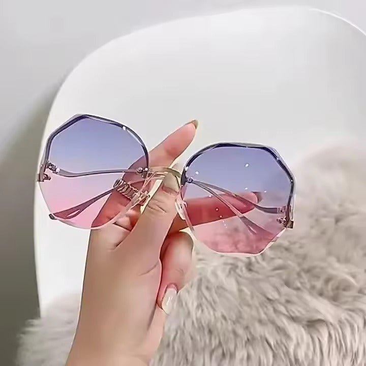 Óculos de Sol Feminino Vittore Oceano com Lentes de Proteção UV e Design Moderno