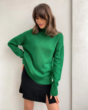 Suéter Feminino Vittore Luara Oversized com Gola Alta e Trama Lisa em Malha