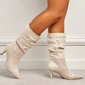 Bota Feminina Vittore de Couro com Cano Médio e Salto Fino