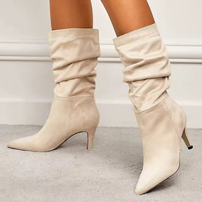 Bota Feminina Vittore de Couro com Cano Médio e Salto Fino